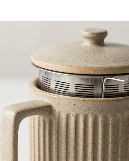 Zgmdw Ribbed Cylinder Ceramic Tea Cup with Slot Infuser and Lid 13 oz Clay Oat - Detail view